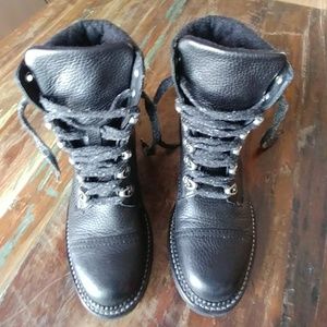 Awesome Frye lace up boots